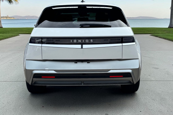 2027 Hyundai IONIQ 5 SUV Image 6