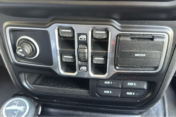 2020 Jeep Gladiator JT Sport S Ute Image 18