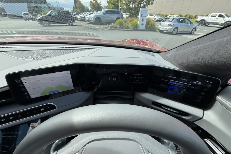 2025 MG Cyberster 77Kw EV Convertible Image 14
