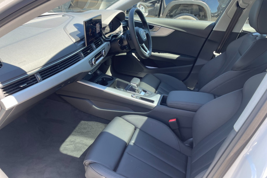 2024 Audi A4 B9 35 TFSI S Line Sedan Image 10