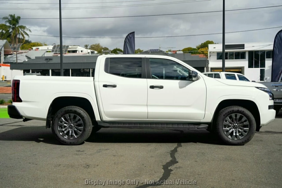 2026 Mitsubishi Triton MV GLS Ute Image 2