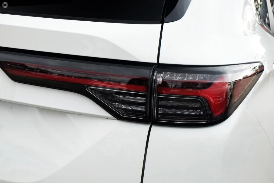 2025 Mitsubishi Outlander ZM LS SUV Image 15