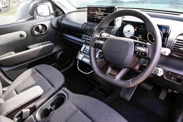 2026 Hyundai INSTER AX.V1  SUV Image 5