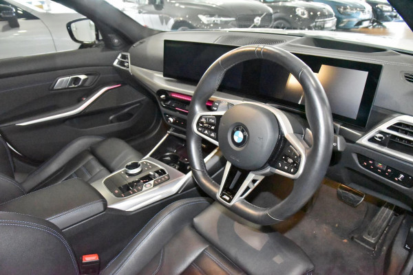 2025 BMW 3 Series G21 LCI II 330i M Sport Wagon Image 9
