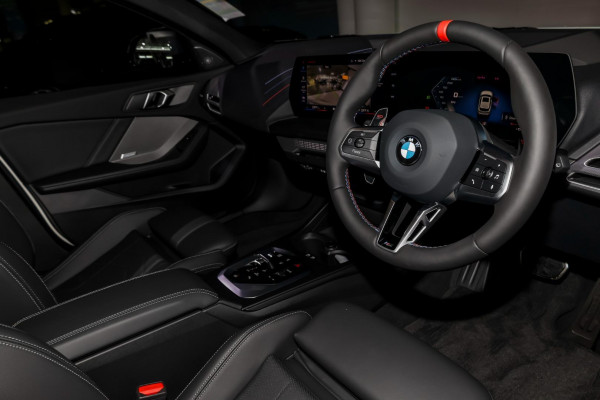 2025 BMW 1 Series F70 M135 xDrive Hatch image 8