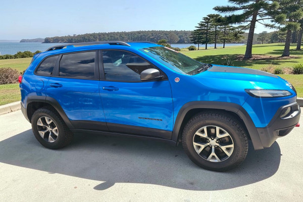 2017 MY18 Jeep Cherokee KL Trailhawk SUV Image 8