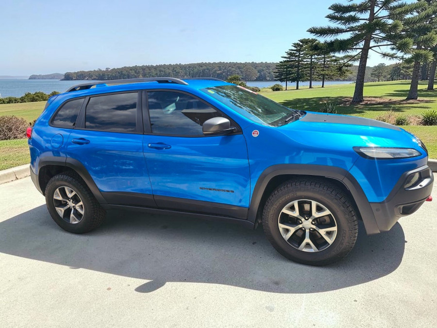 2017 MY18 Jeep Cherokee KL Trailhawk SUV Image 8