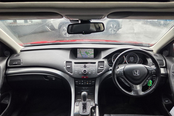 2012 Honda Accord Euro 8th Gen Luxury Sedan Image 12