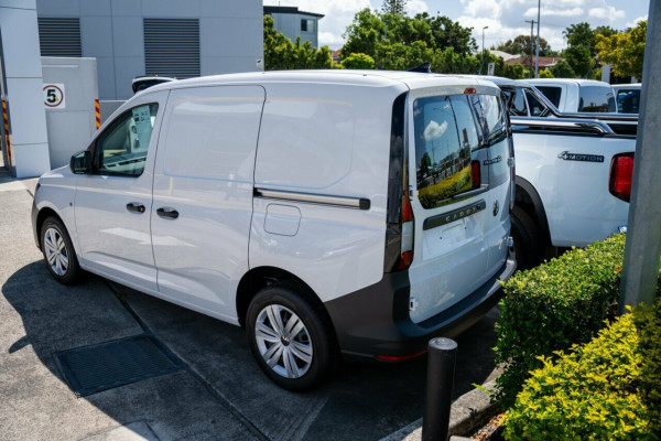 2026 Volkswagen Caddy 5 TDI320 SWB Van Image 3