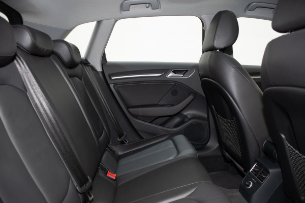 2018 Audi A3  Hatch Image 4