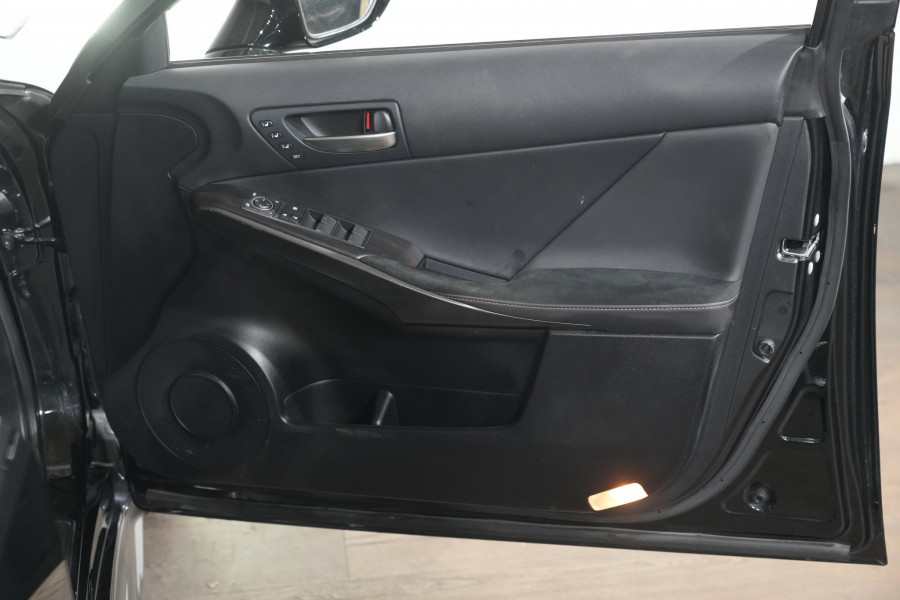 2022 Lexus Is500 F Sport Sedan Image 31