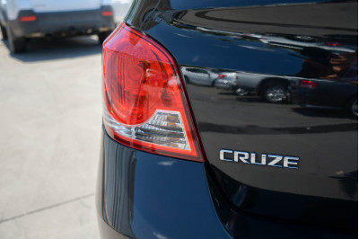2014 Holden Cruze JH Series II SRi Z Series Hatch Image 5
