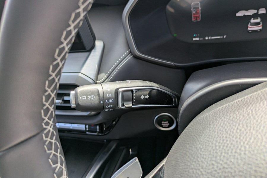 2024 MY25 LDV D90 SV9A Executive SUV Image 25