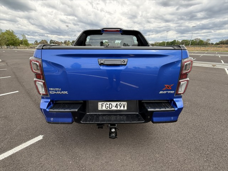 2023 Isuzu D-MAX RG X-TERRAIN Ute Image 5