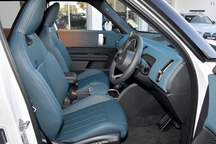 2025 MINI Countryman U25 S Favoured SUV