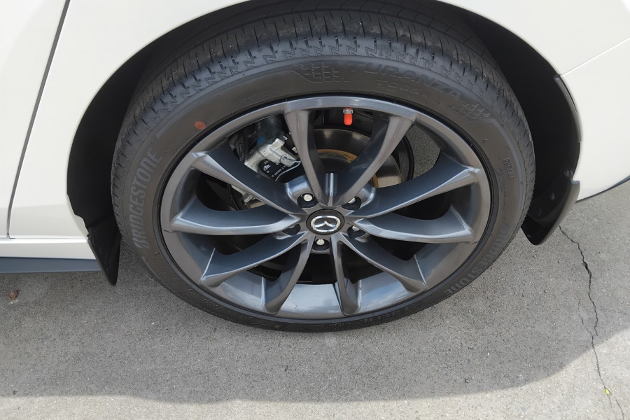 2023 Mazda 3 BP Series G25 Astina Hatch Image 11