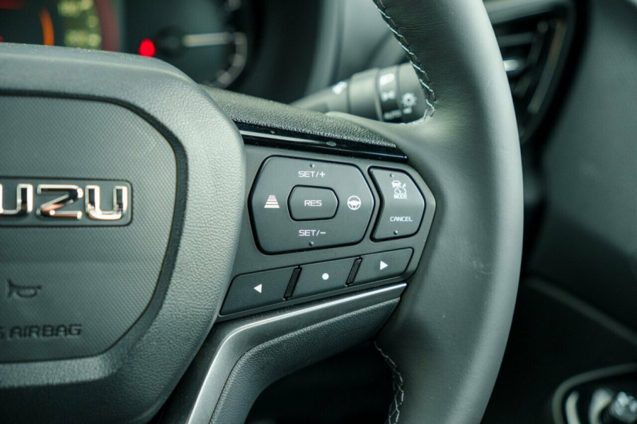 2026 MY25.5 Isuzu MU-X RJ X-TERRAIN SUV Image 15