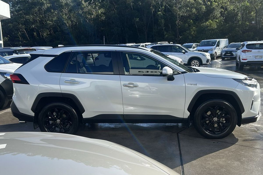 2022 Toyota RAV4 AXAH54R Cruiser SUV Image 5
