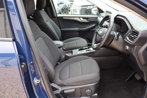 2022 Ford Escape ZH  SUV Image 9