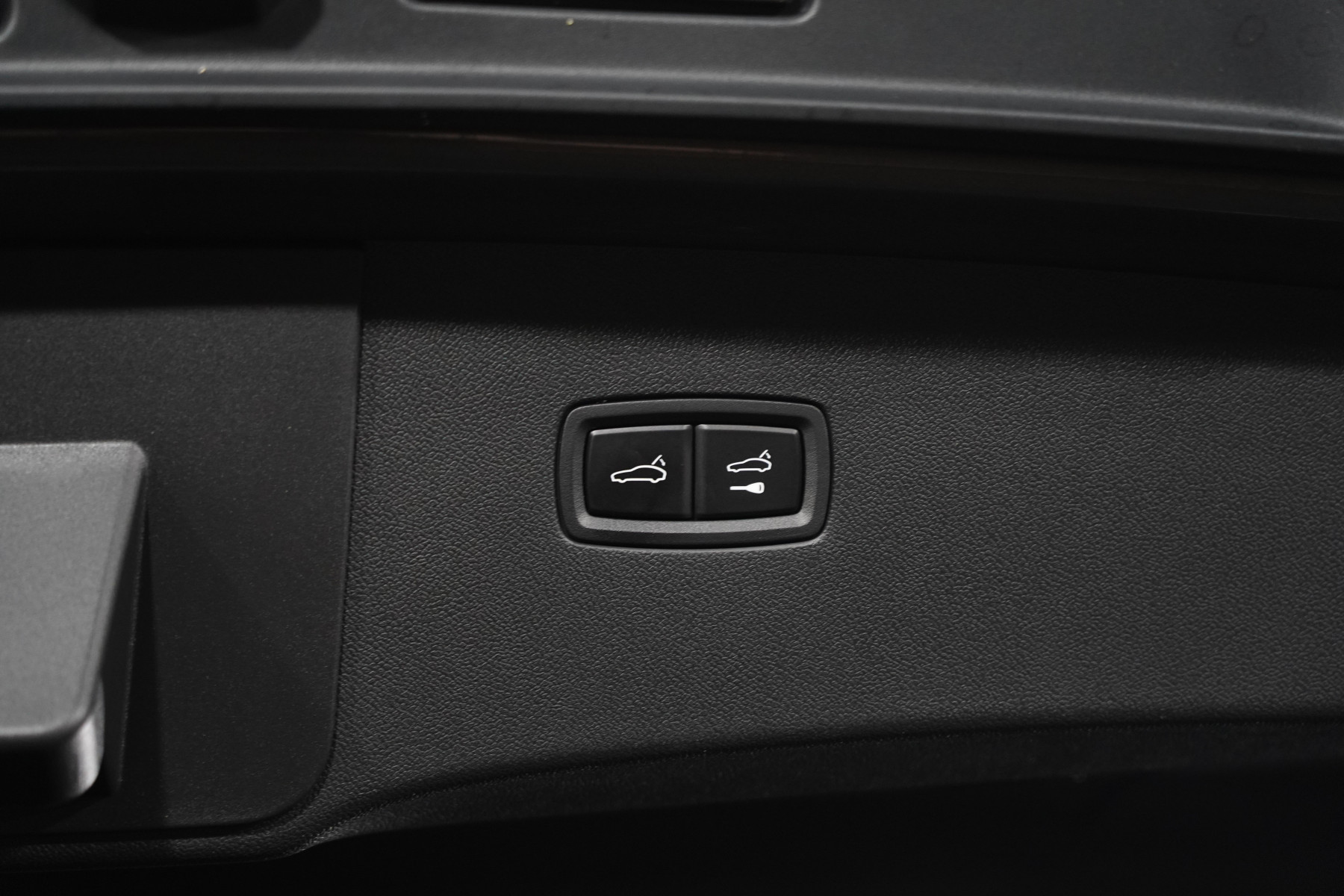 2019 Porsche Cayenne Turbo Coupe Image 37