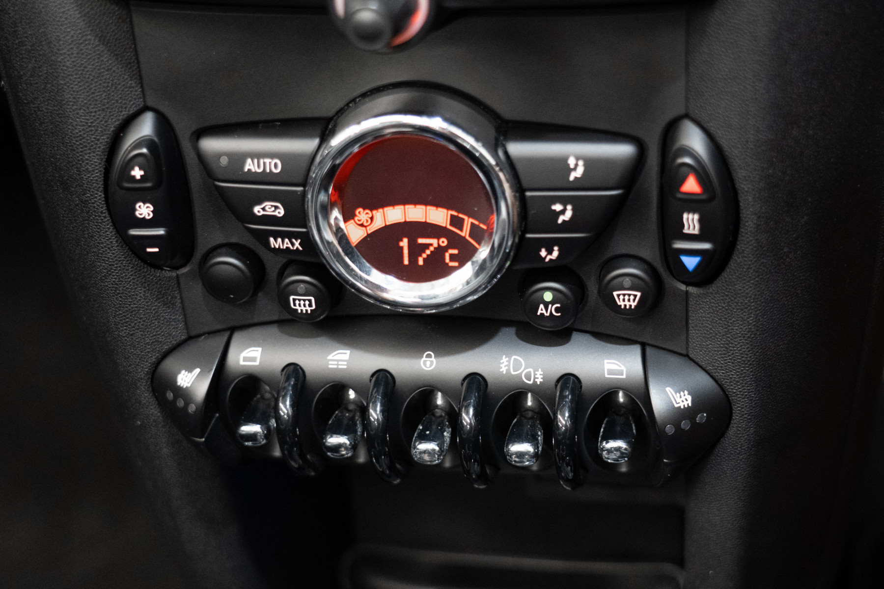 2014 Mini Cooper S Highgate Cabrio Convertible Image 17