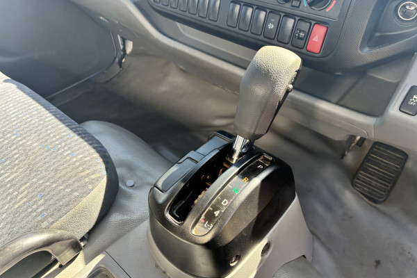 2017 Hino 300 Tray Dropside Image 12
