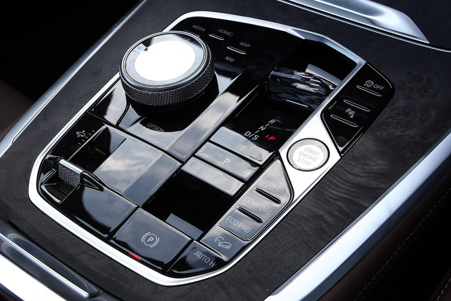 2026 BMW X7 G07 LCI xDrive40i M Sport SUV