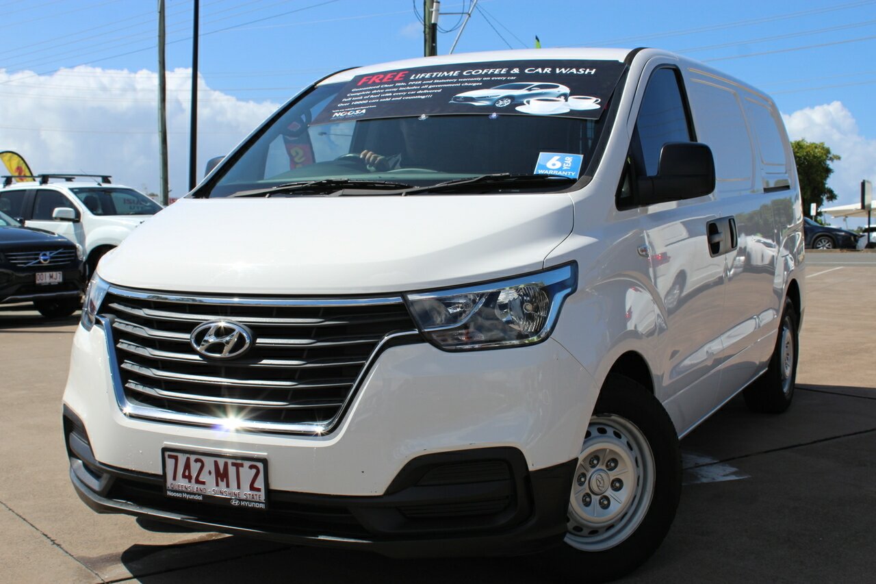 2019 Hyundai iLoad TQ4  Van Image 2