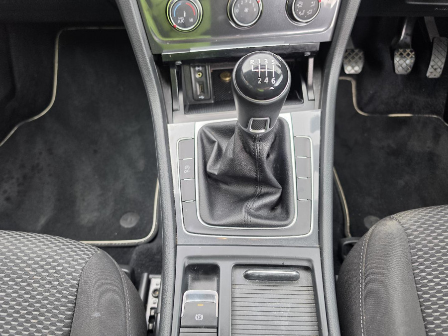 2017 MY18 Volkswagen Golf 7.5 110TSI Hatch Image 18