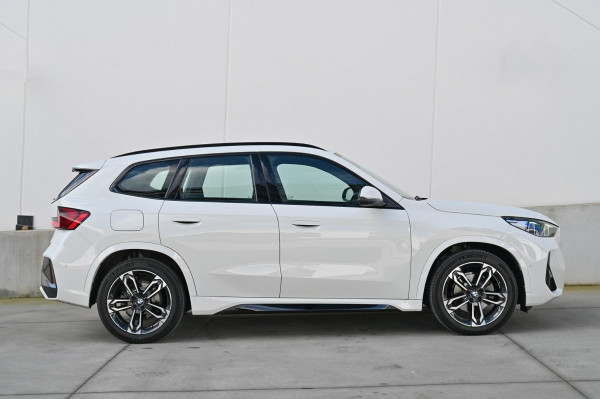 2026 BMW X1 U11 xDrive20i M Sport SUV image 5