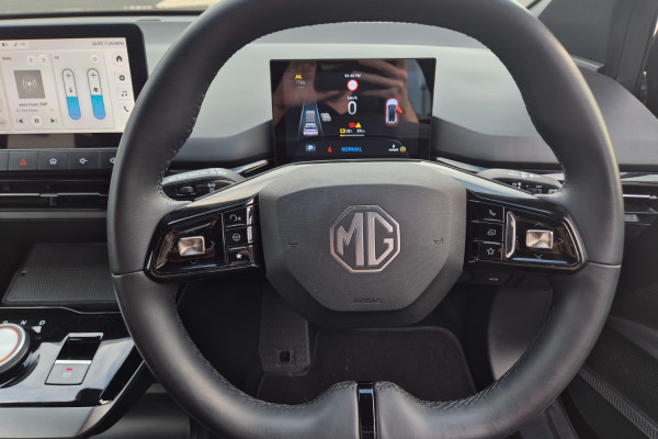 2024 MG MG4 MEH32 Excite 51 Hatch Image 14