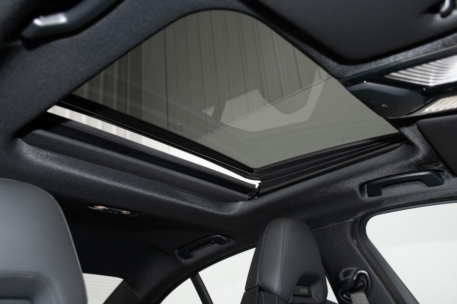2026 BMW 3 Series G20 LCI II 330i M Sport Sedan