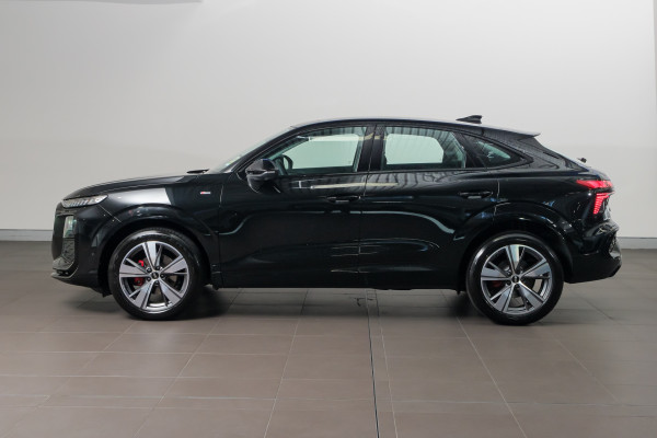 2026 MY25 Audi Q3 F3 TFSI Sport SUV image 3