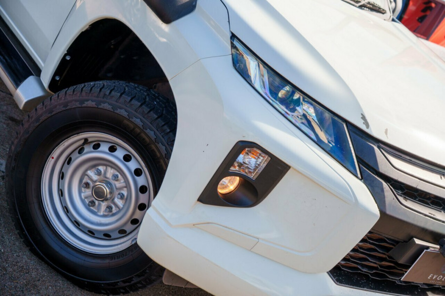 2019 MY20 Mitsubishi Triton MR GLX Cab Chassis Image 6