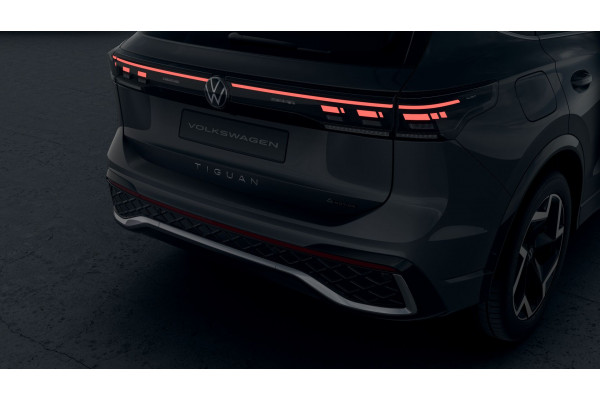 2025 Volkswagen Tiguan CT 150TSI R-Line SUV Image 5