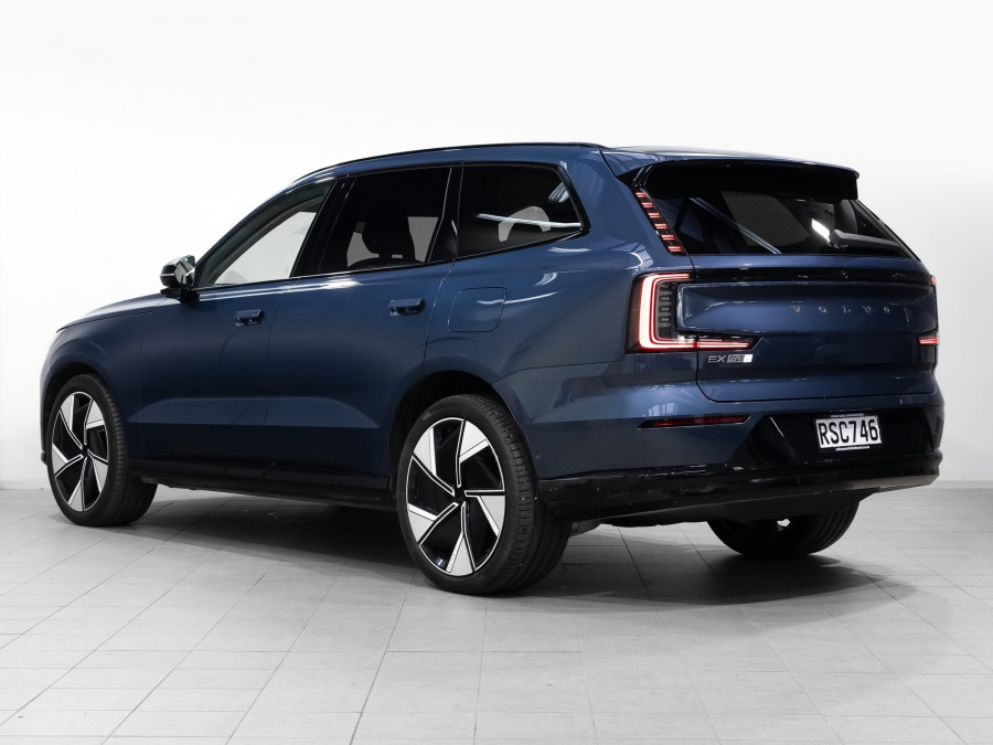 2026 Volvo EX90 No Series Ultra Twin Motor Performance SUV Image 6