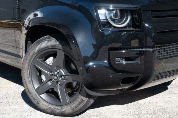 2026 Land Rover Defender L663 110 D350 X-Dynamic HSE SUV image 6