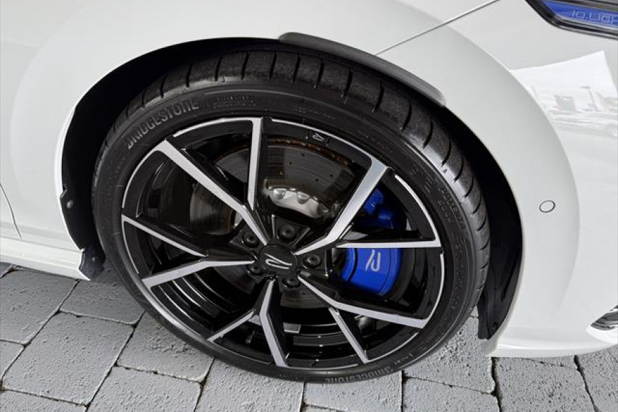 2024 MY24.5 Volkswagen Golf 8 R Hatch Image 6