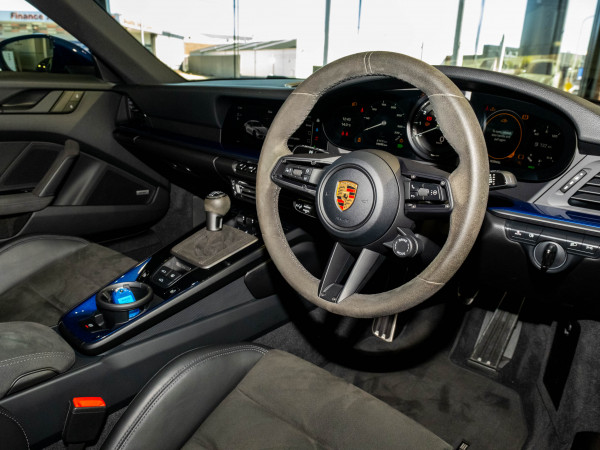 2022 Porsche 911 992 Carrera GTS Coupe image 14