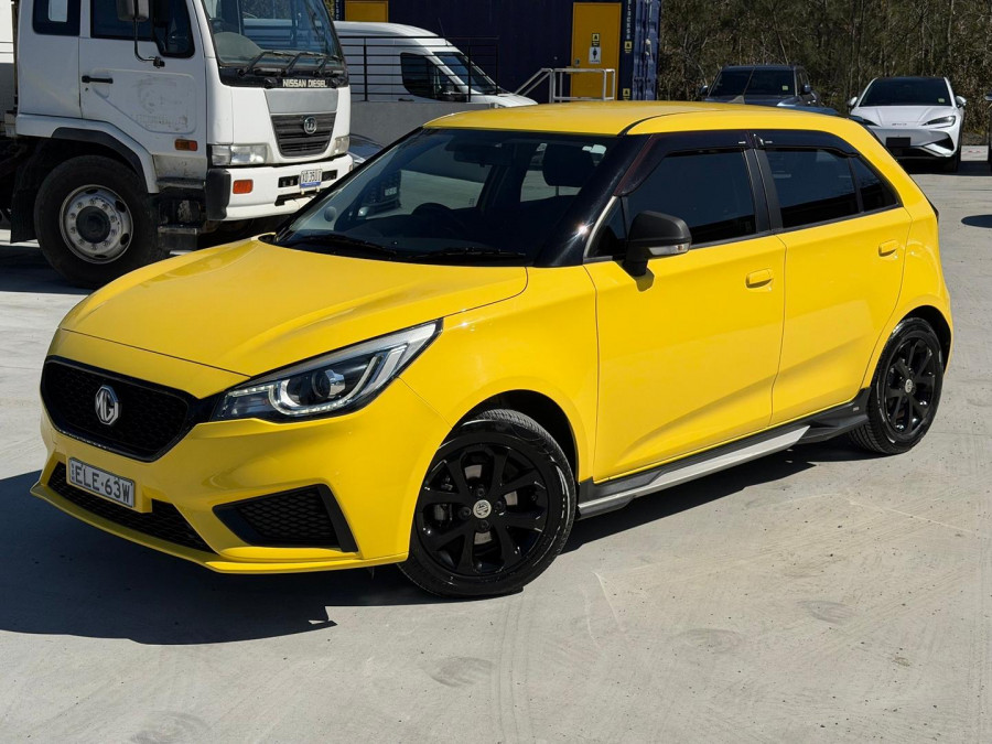 2020 MG MG3 SZP1 Core Hatch Image 1