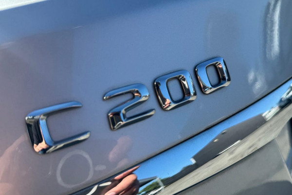 2014 Mercedes-Benz C-Class W205 C200 Sedan Image 20