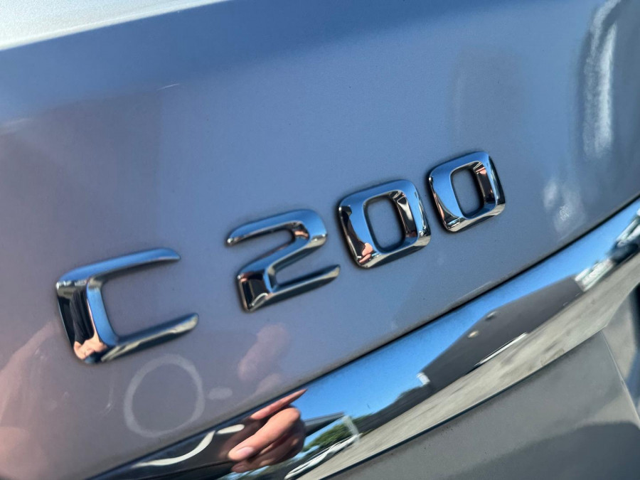 2014 Mercedes-Benz C-Class W205 C200 Sedan Image 20