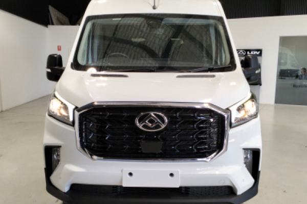 2024 LDV Deliver 9  11-Seat Bus