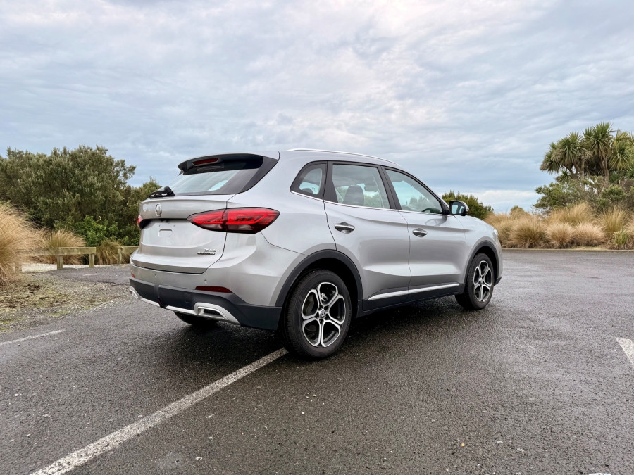 2026 MG ZS ZS32 Excite Hybrid+ SUV Image 3