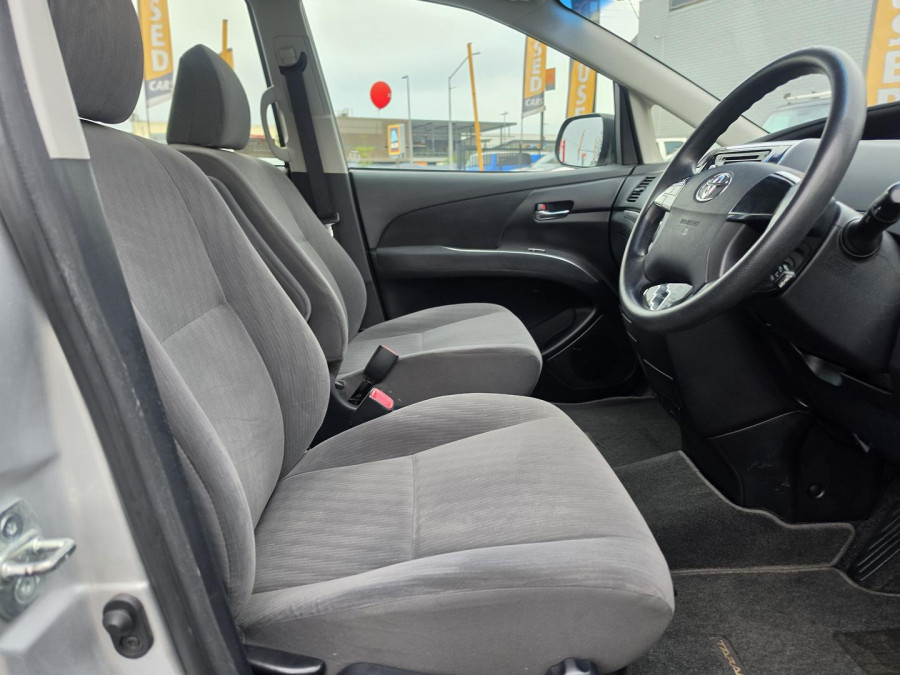 2016 Toyota Tarago ACR50R GLi People Mover Image 21