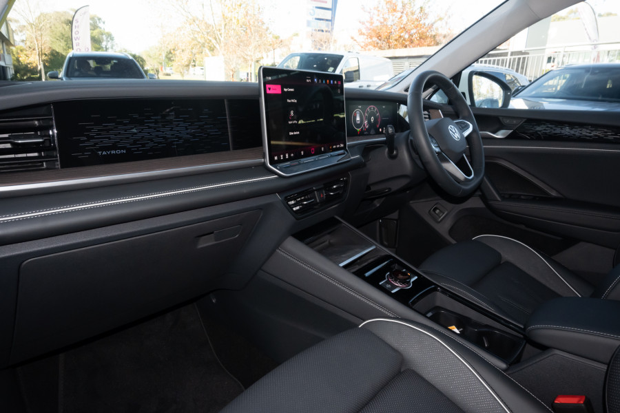 2025 Volkswagen Tayron R4 150TSI Elegance SUV Image 7