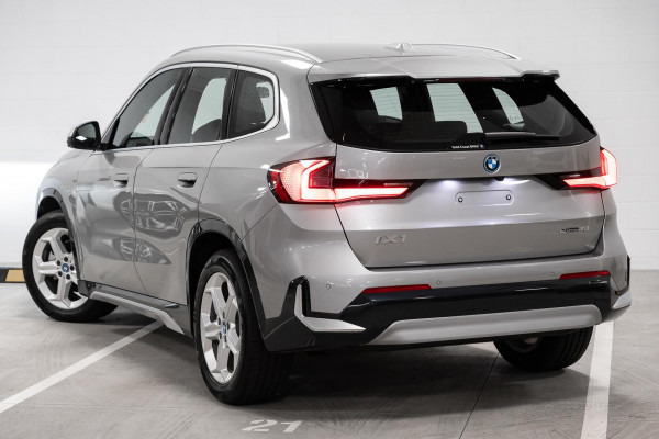 2024 BMW iX1 U11 eDrive20 xLine SUV image 2