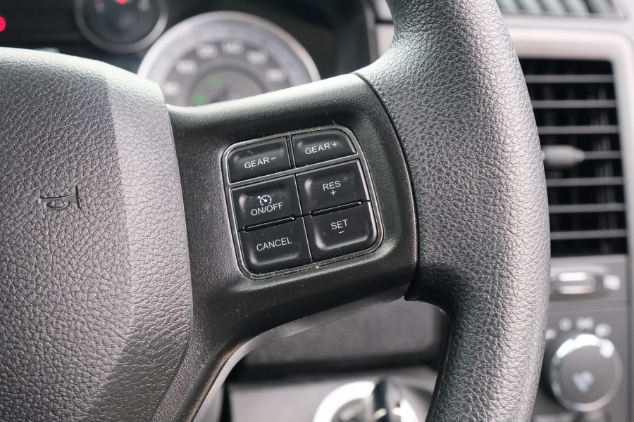2022 Ram 1500 DS Express Ute Image 16