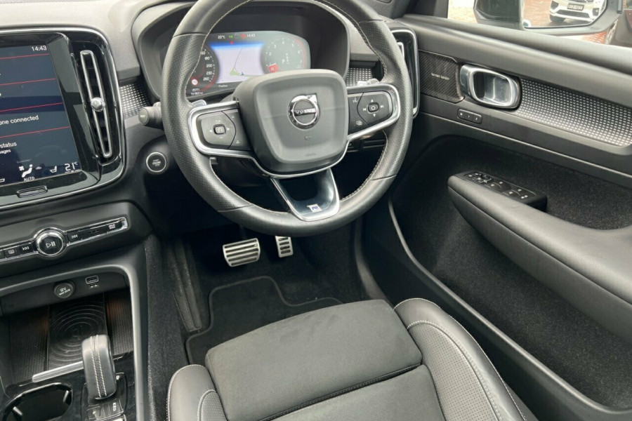2018 Volvo XC40 XZ MY18 T5 AWD R-Design Suv Image 12