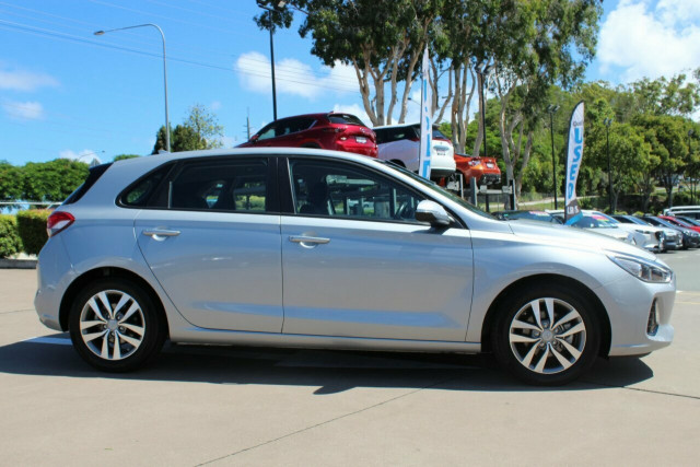 2019 Hyundai i30 PD2 MY19 Active Hatchback Mobile Image 11